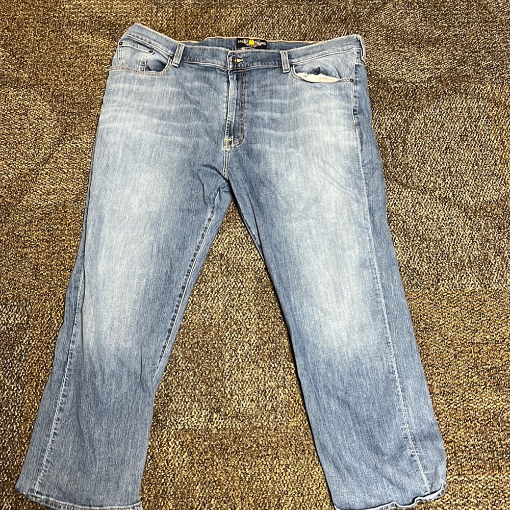 Mens Lucky Jeans used 46 x 30 181 fit, medium to  light blue
